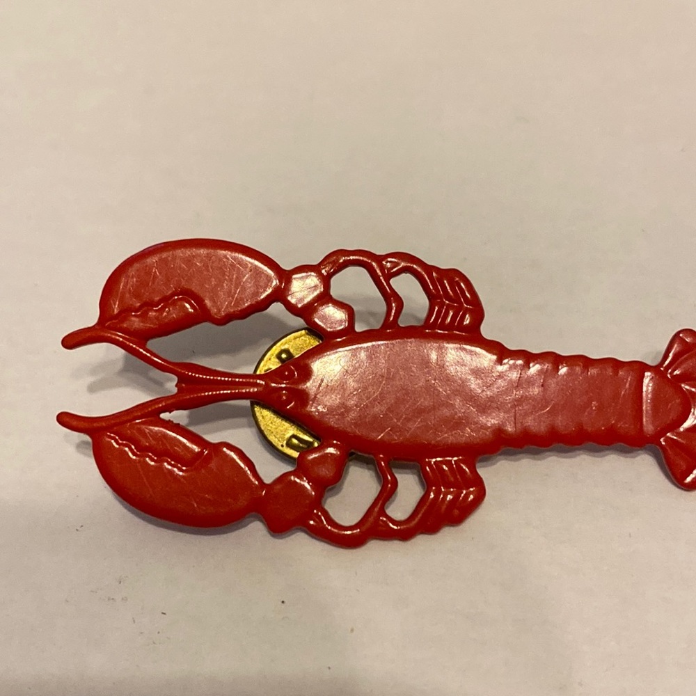 Vintage Red Lobster pin/tietac. Long.